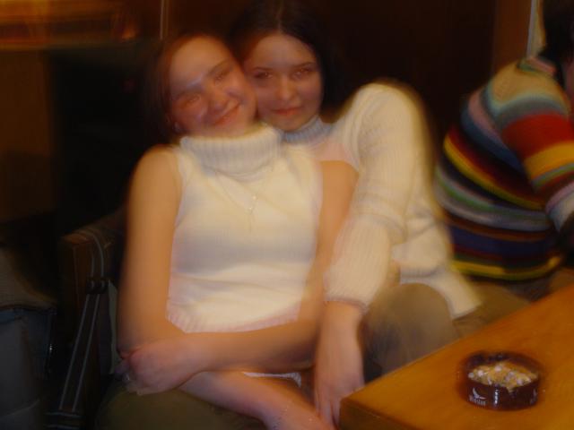 rūkas ir du ežiukės